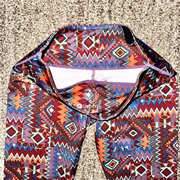 Glyder Women's Elongate Tribal Revival Leggings in Red Multicolor Size XS - Picture 7 of 9